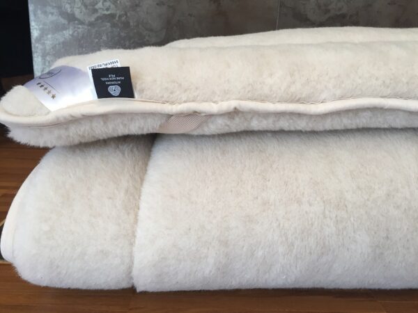 Materac z wełny wielbłądziej Camel Jasny Light  90x200