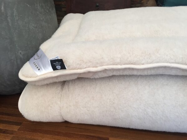 Materac z wełny wielbłądziej Camel Jasny Light  90x200