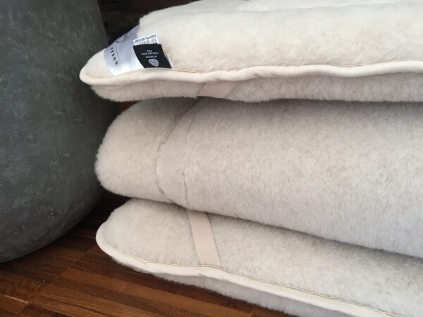 Materac z wełny wielbłądziej Camel Jasny Light  90x200